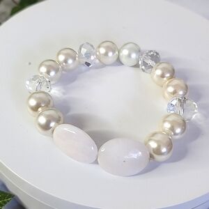 Handcrafted Glass Pearl and Facelet Crystal Beads with Pink Quart Bracelet